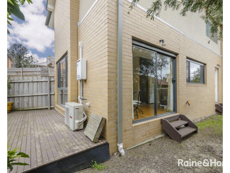 15/21 Waratah Street, West Footscray VIC 3012