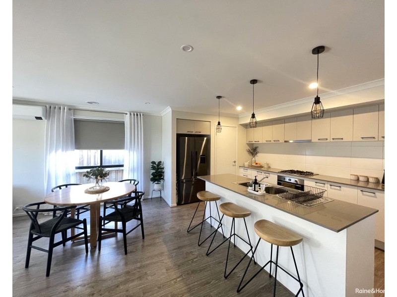 20 Adlington Avenue, Greenvale VIC 3059