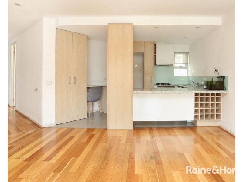 5/220 Elgin Street, Carlton VIC 3053