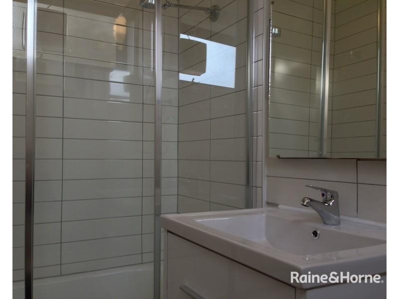 4/29 Raleigh Street, Essendon VIC 3040