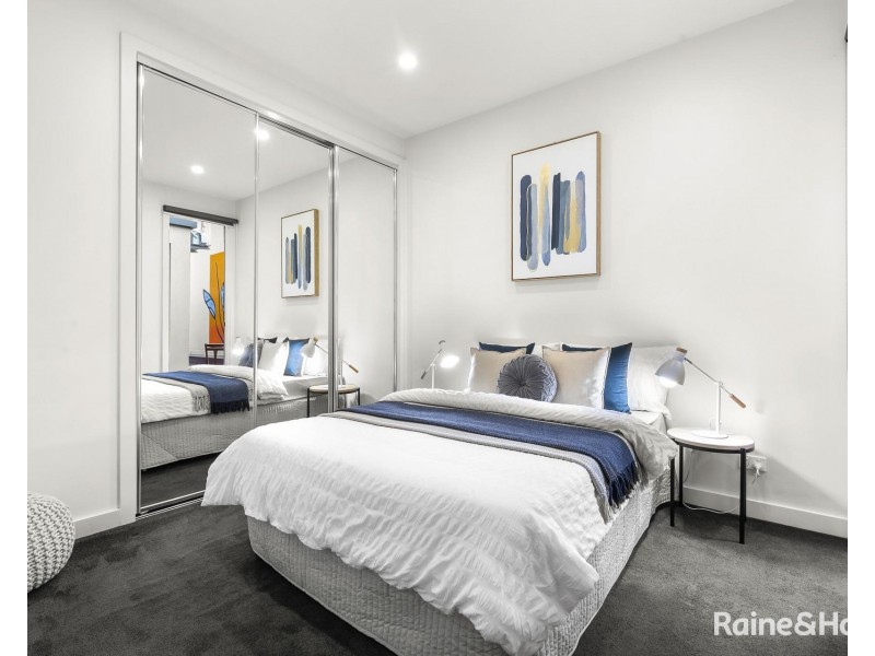 3/16a Leonard Cresent, Ascot Vale VIC 3032