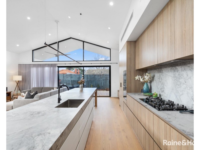 12 Sunbeam Street, Pascoe Vale VIC 3044