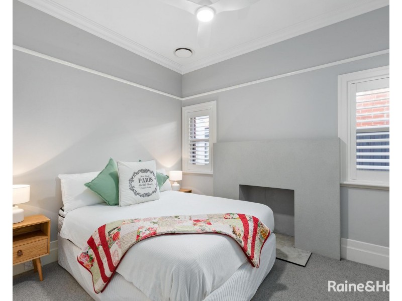 12 Sunbeam Street, Pascoe Vale VIC 3044