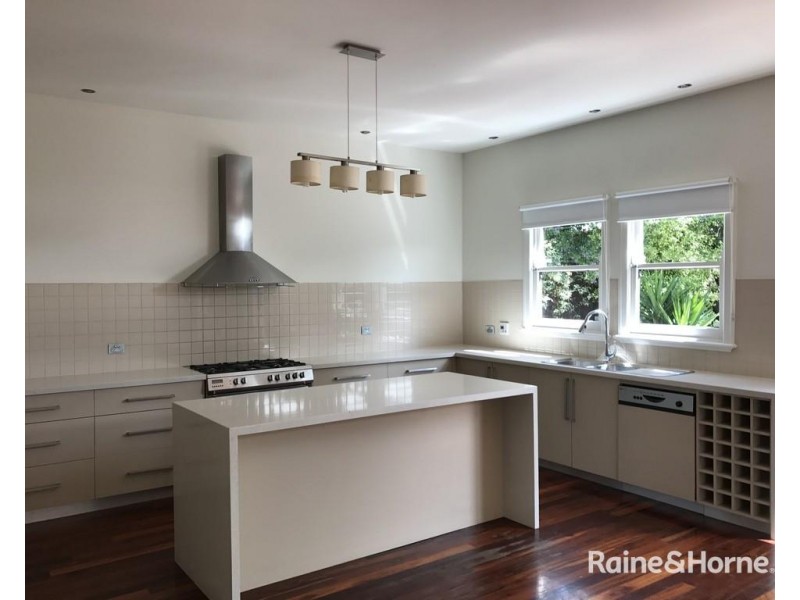 18 Kent Street, Ascot Vale VIC 3032