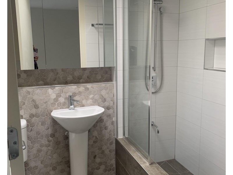 10/1 Grandview Avenue, Maribyrnong VIC 3032