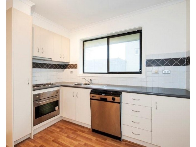 12/9 Churchill Avenue, Maidstone VIC 3012