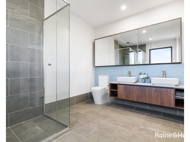 31 Shadowbox Court, Sunshine North VIC 3020