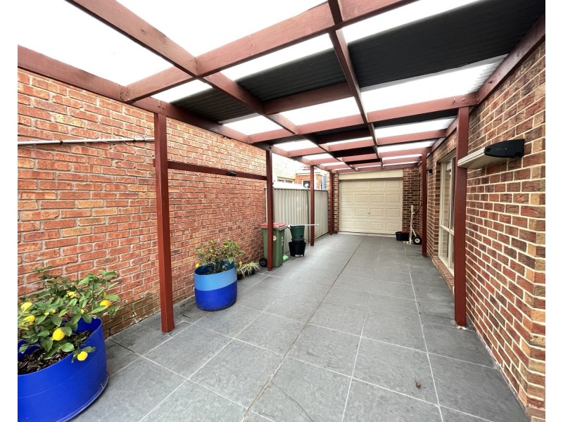 35 Cedar Drive, Maribyrnong VIC 3032