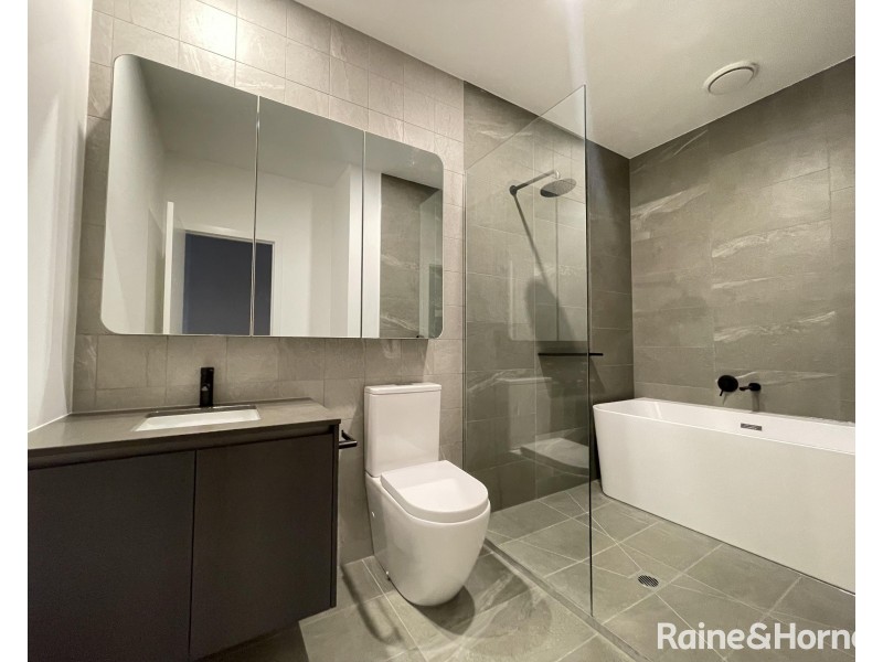 10 Wattlebird Court, Sunshine North VIC 3020