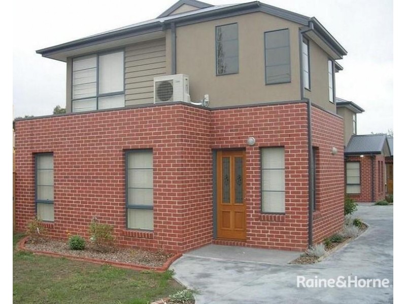 1/116 Royal Parade, Reservoir VIC 3073