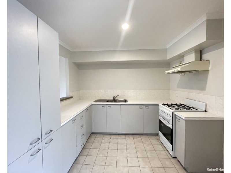 20 Liddy Street, Kensington VIC 3031