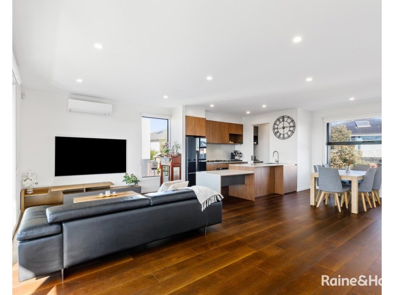 31 Shadowbox Court, Sunshine North VIC 3020