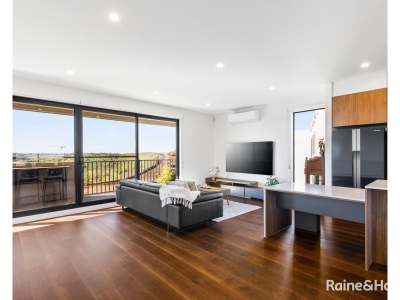 31 Shadowbox Court, Sunshine North VIC 3020