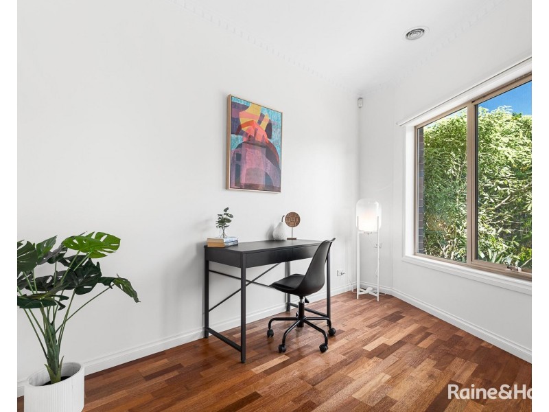 7 Morton Lane, Flemington VIC 3031