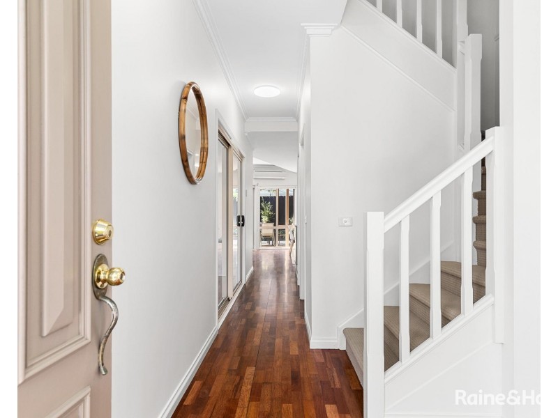 7 Morton Lane, Flemington VIC 3031