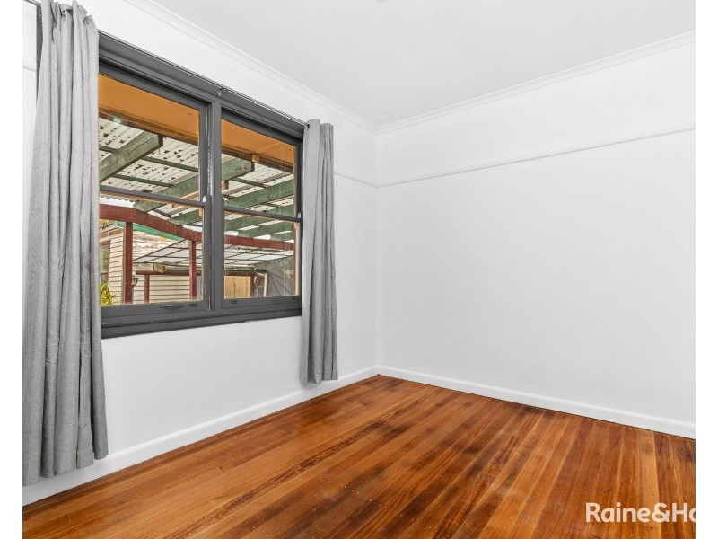 17 Sunset Boulevard, Jacana VIC 3047