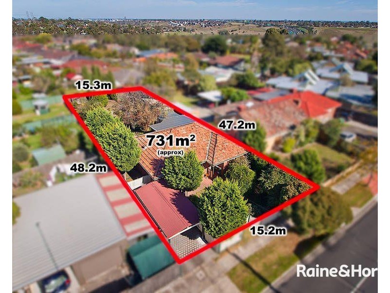 17 Sunset Boulevard, Jacana VIC 3047