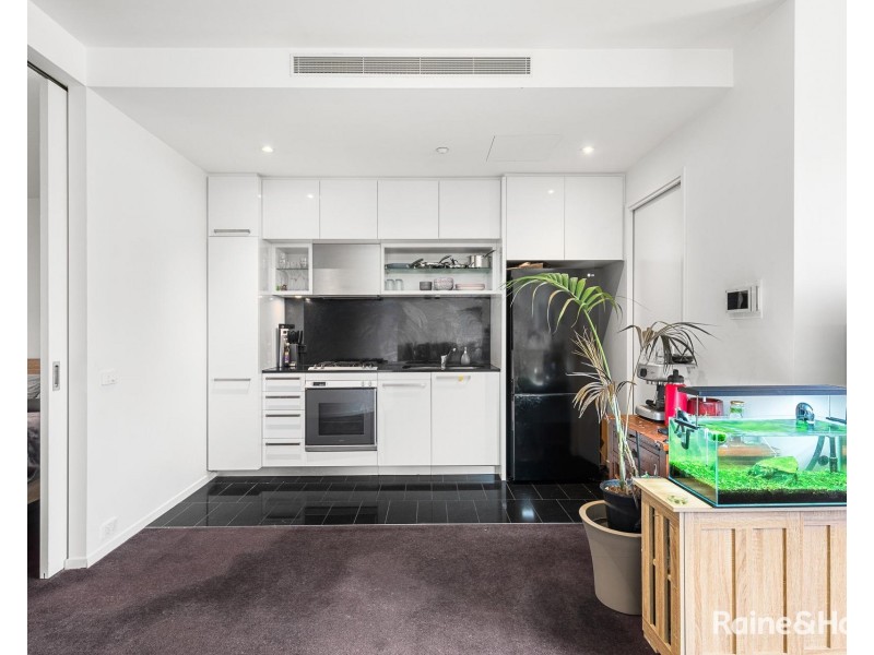 2009/7 Riverside Quay, Southbank VIC 3006