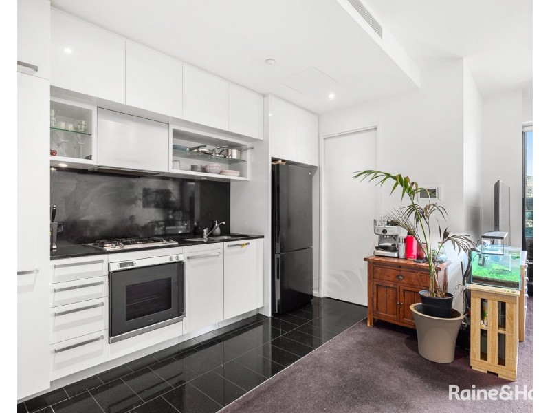 2009/7 Riverside Quay, Southbank VIC 3006