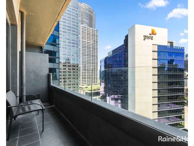 2009/7 Riverside Quay, Southbank VIC 3006