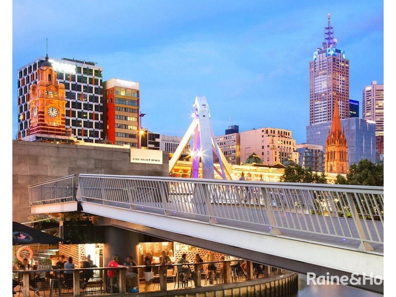 2009/7 Riverside Quay, Southbank VIC 3006