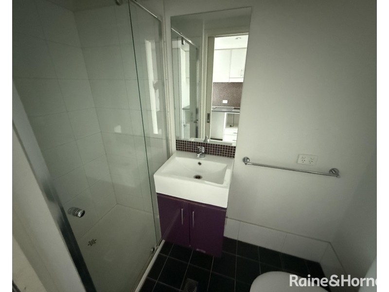 220/51 Gordon Street, Footscray VIC 3011