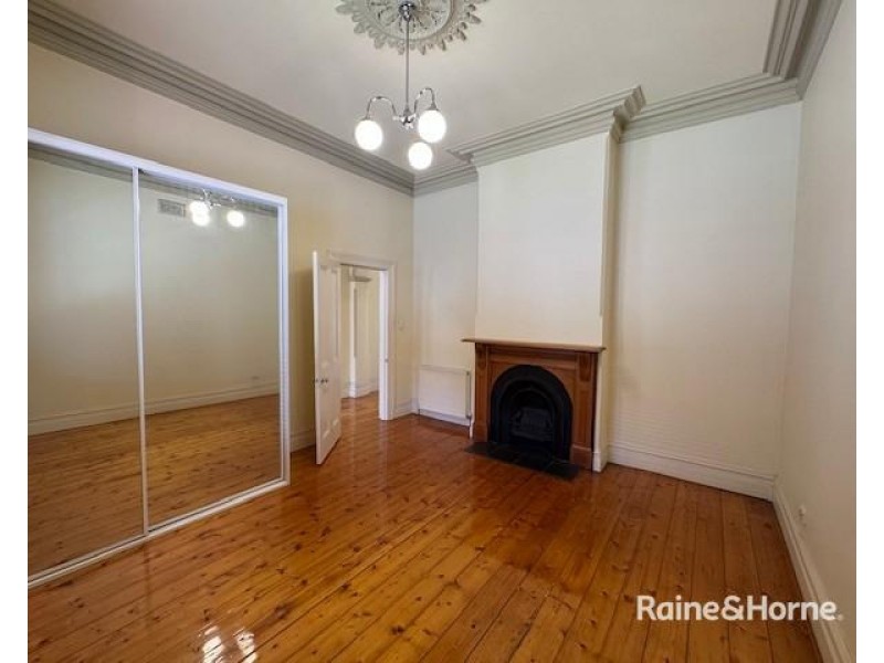 3 GLADSTONE STREET, Moonee Ponds VIC 3039