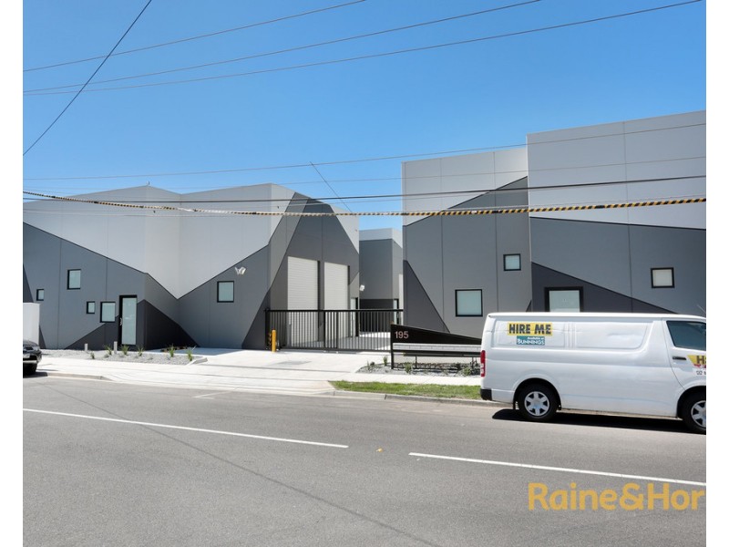 2/195 Roberts Road, Airport West VIC 3042