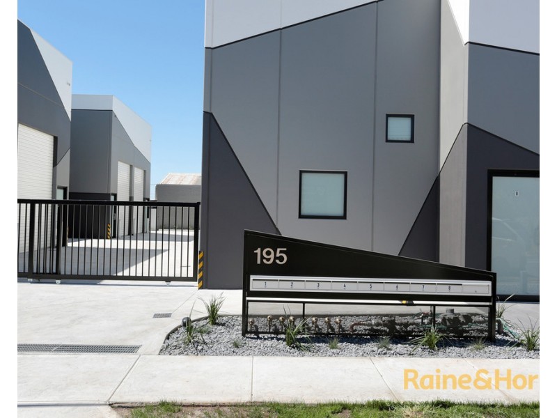 2/195 Roberts Road, Airport West VIC 3042