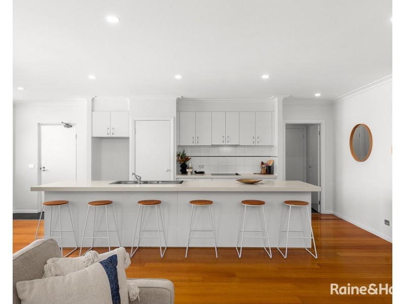 207 Gatehouse Place, Maribyrnong VIC 3032