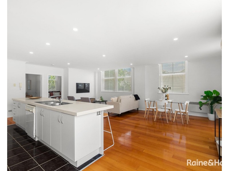 207 Gatehouse Place, Maribyrnong VIC 3032