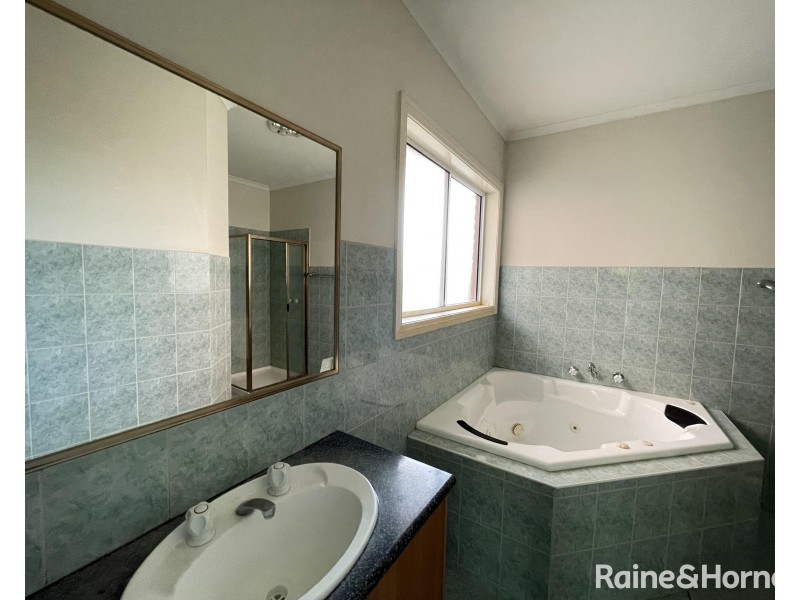 42 Garden Drive, Braybrook VIC 3019