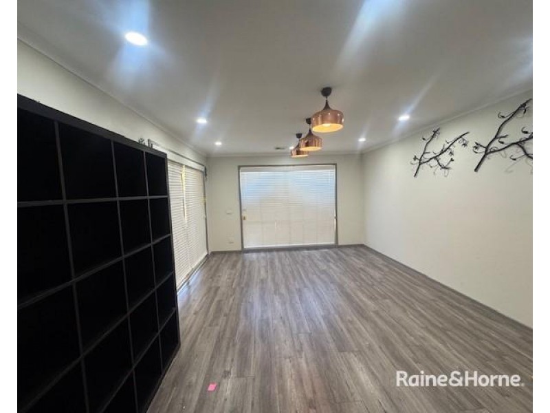 59 Delbridge Drive, Sydenham VIC 3037