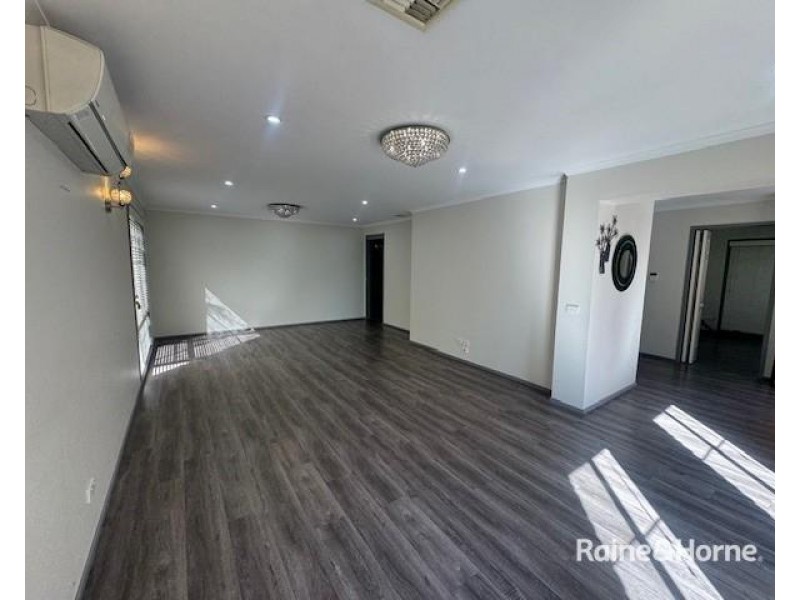 59 Delbridge Drive, Sydenham VIC 3037