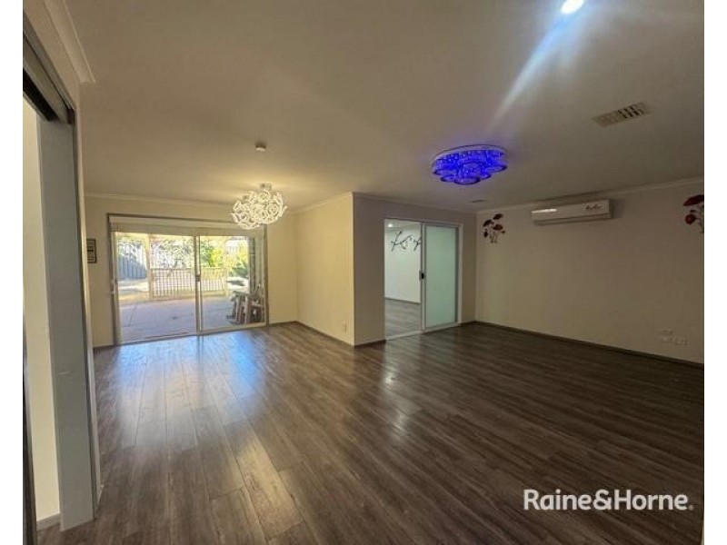 59 Delbridge Drive, Sydenham VIC 3037