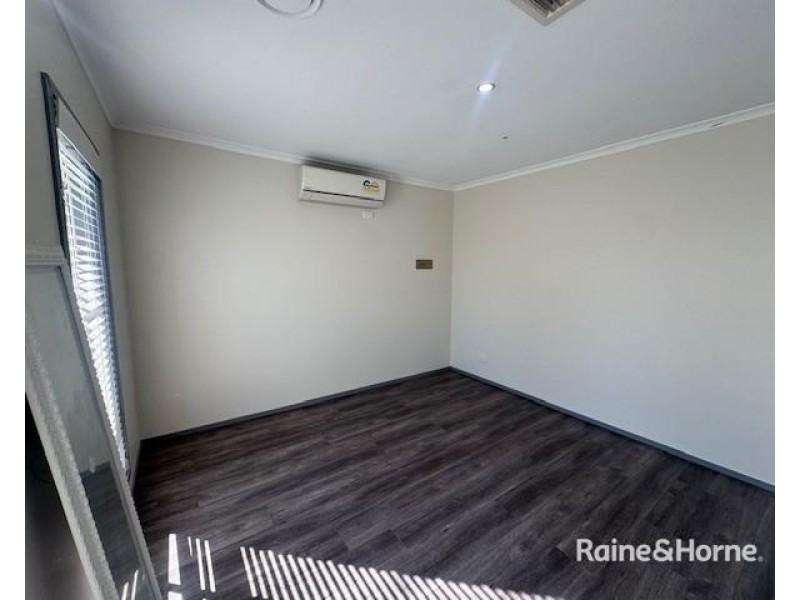 59 Delbridge Drive, Sydenham VIC 3037