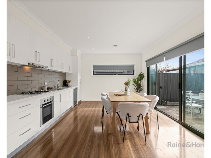 5/18 Northumberland Road, Sunshine North VIC 3020