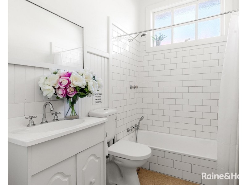 615 Melbourne Road, Spotswood VIC 3015