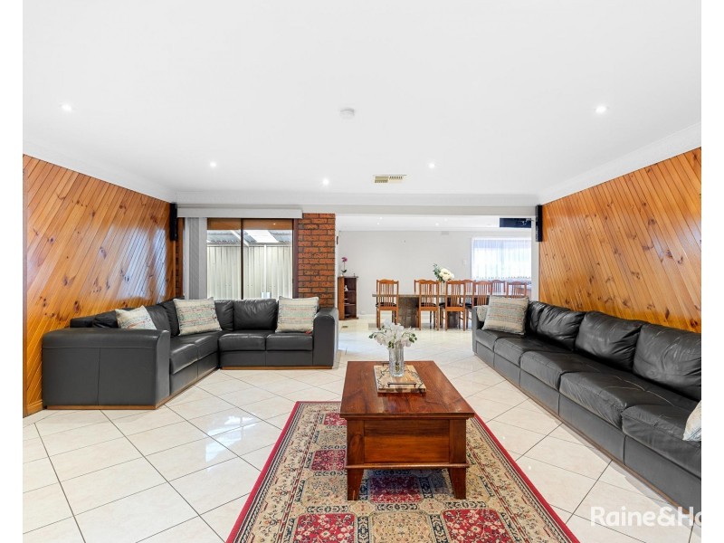 22 Fosters Road, Keilor Park VIC 3042