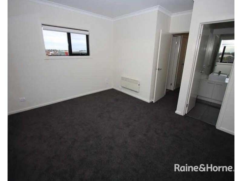 1/27 Turva Avenue, Tarneit VIC 3029