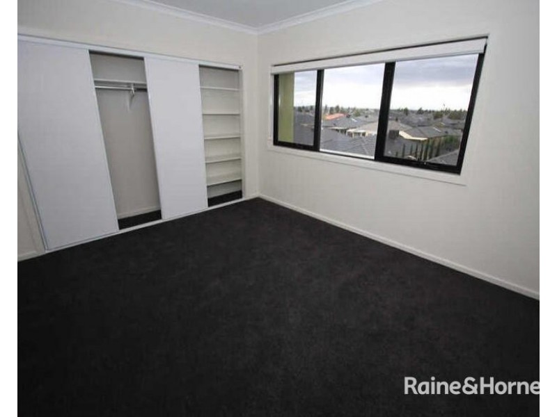 1/27 Turva Avenue, Tarneit VIC 3029