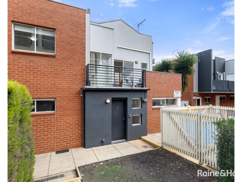 8 Gatehouse Place, Maribyrnong VIC 3032