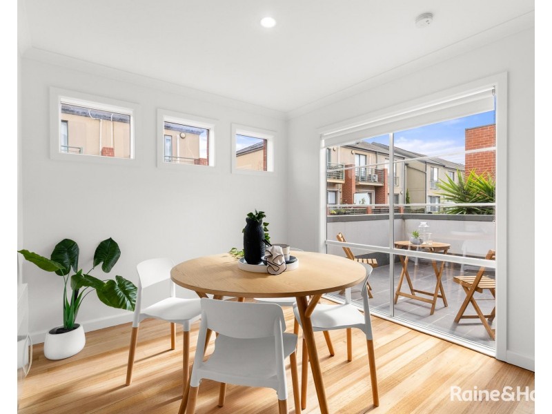 8 Gatehouse Place, Maribyrnong VIC 3032