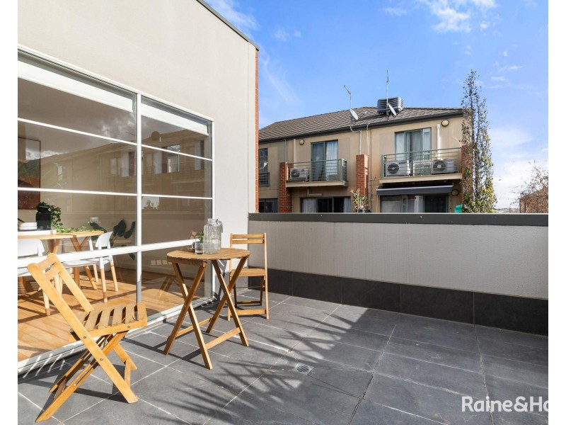 8 Gatehouse Place, Maribyrnong VIC 3032