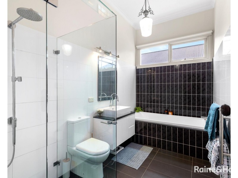 39 Charles Street, Ascot Vale VIC 3032