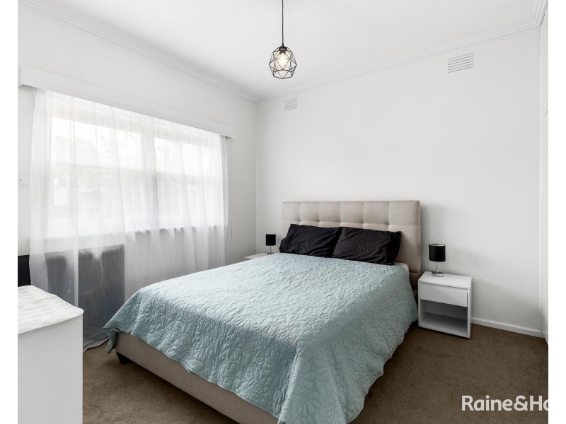 56 Locksley Avenue, Reservoir VIC 3073