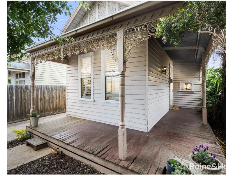 10 Newsom Street, Ascot Vale VIC 3032