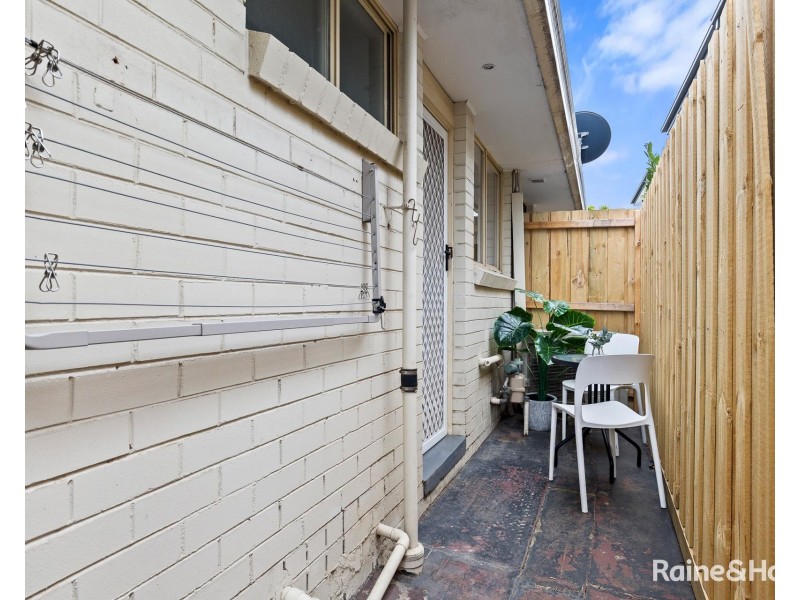 3/26 Irvine Crescent, Brunswick West VIC 3055