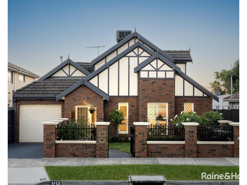 1/13 Henshall Road, Strathmore VIC 3041