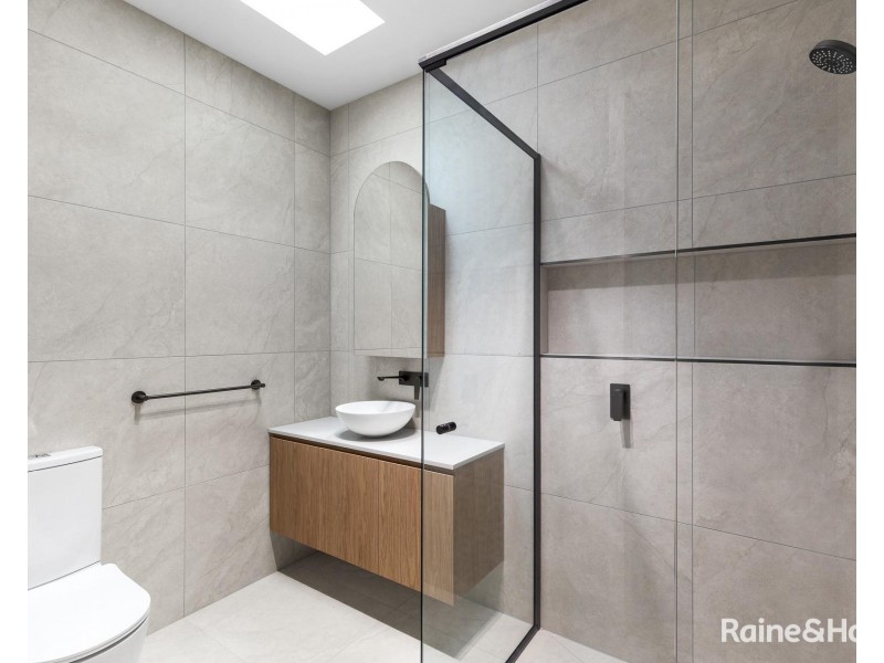 1/25 Pearl Street, Niddrie VIC 3042